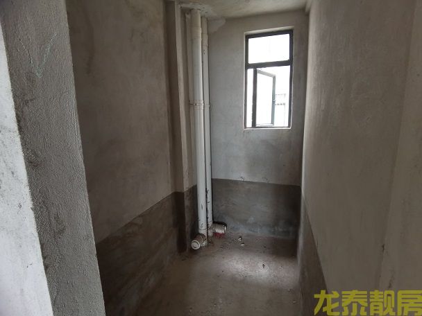 粤江花园 一线江景3房户型 