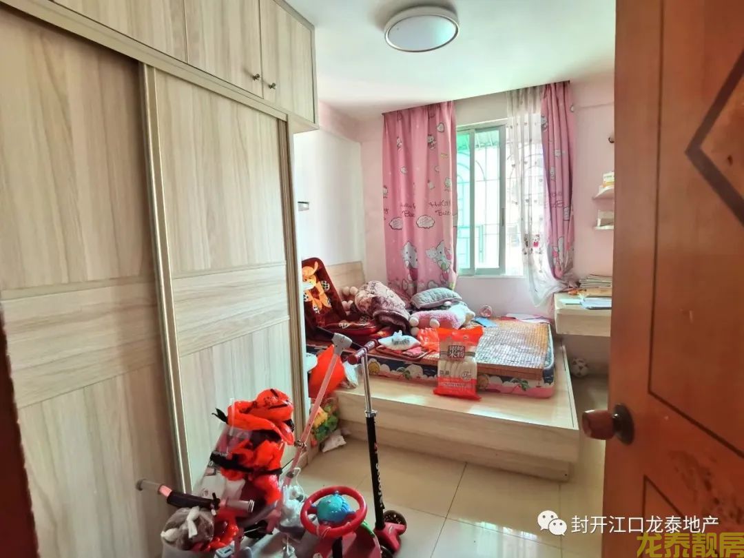 老城区江口大塘  180平四房 步梯中层 光线好