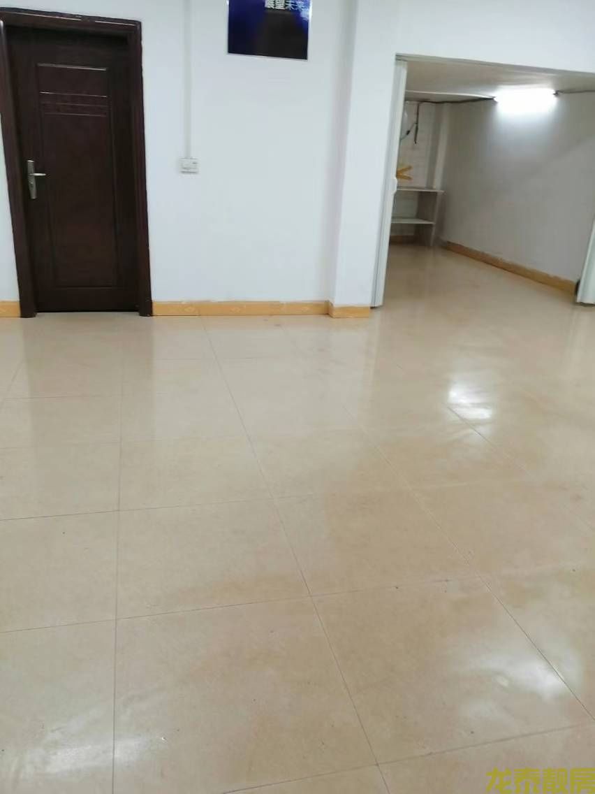 南方电网附近一楼商铺