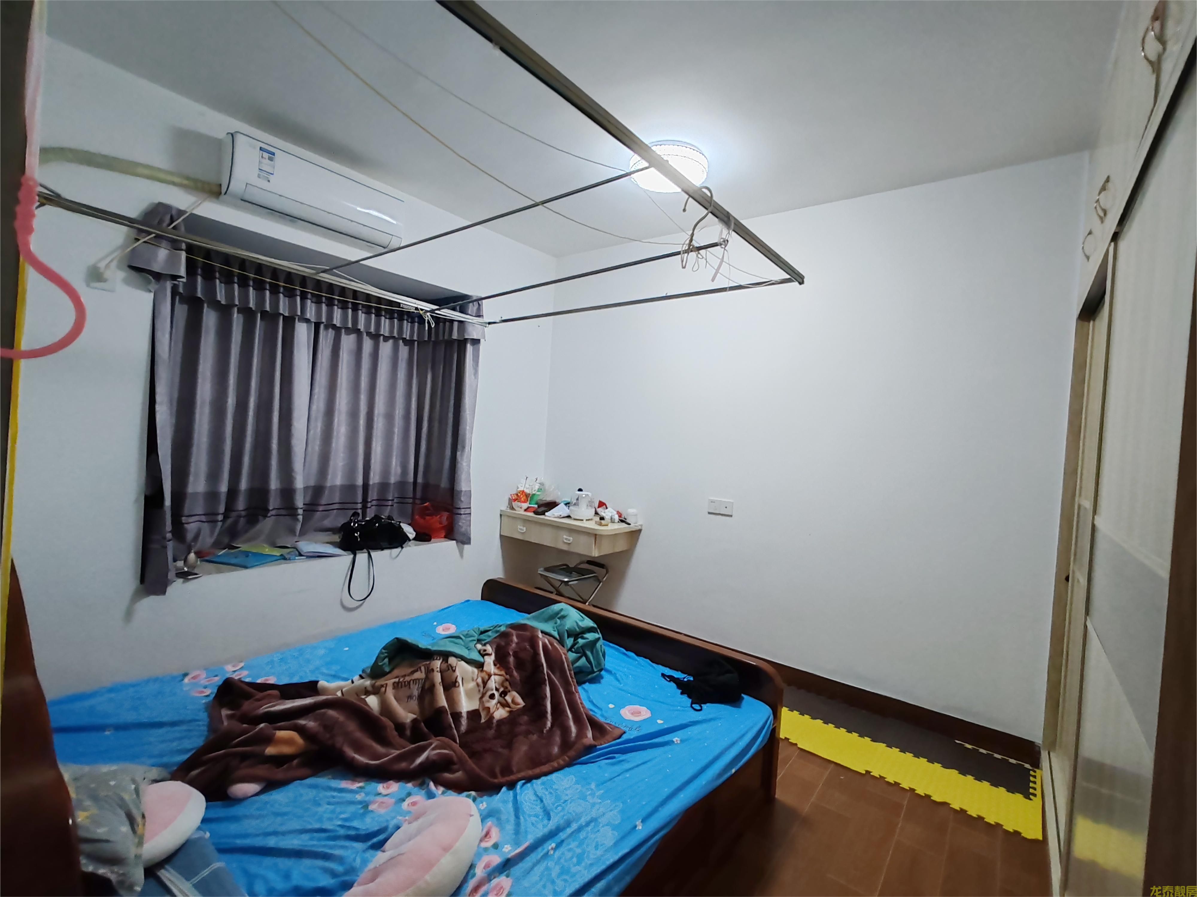 粤江花园，电梯4房，靓楼层