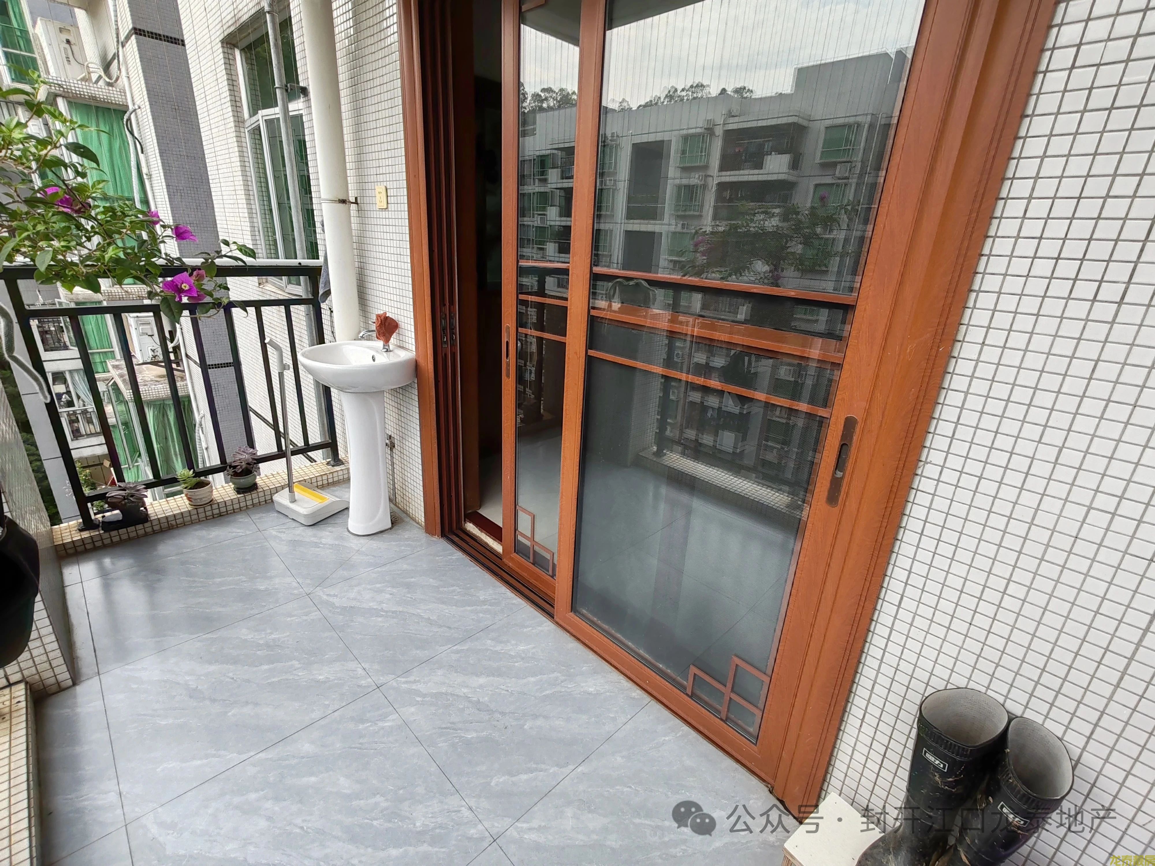 山水雅苑147方  3房可以改4房 靓楼层  保养新净