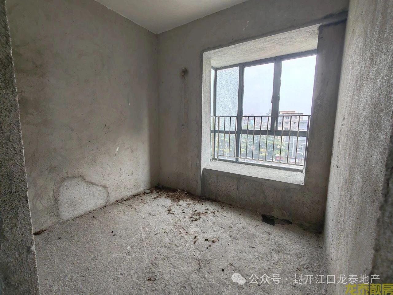 香槟壹号笋盘再现  3房可改4房户型 首付仅7万