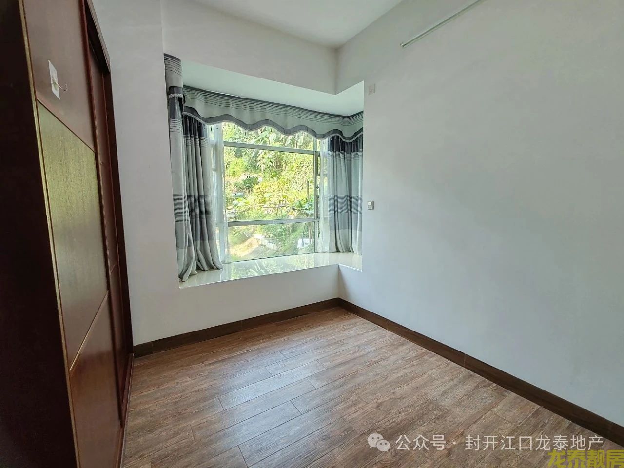 山水雅苑首层南北对流大户型单价3200元