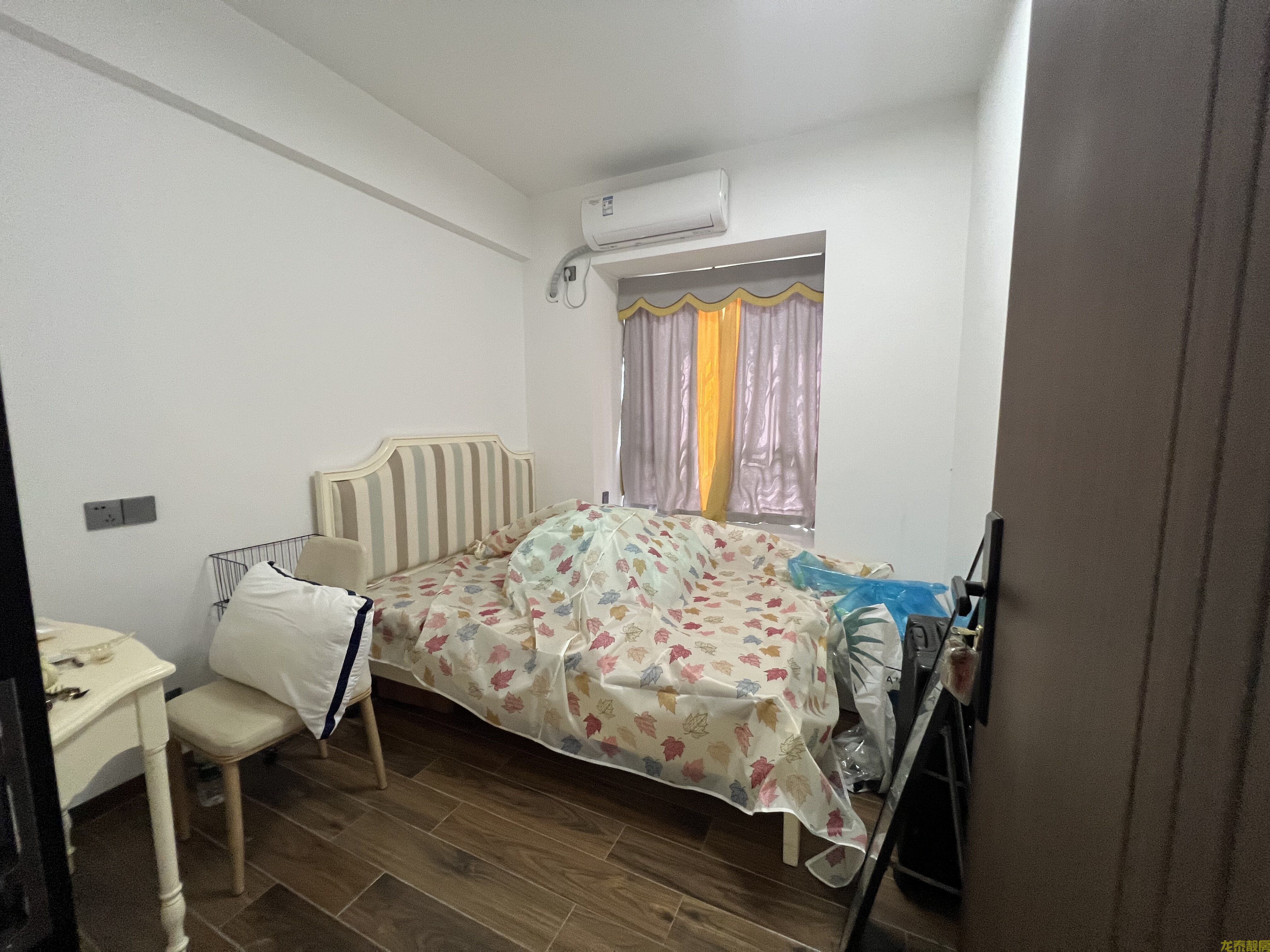 东丽新城南向四房 精装首付8万